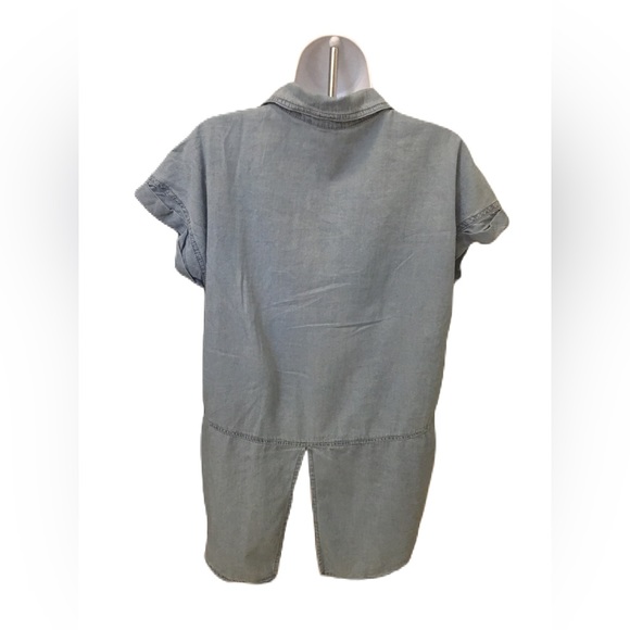 Signature Studio Large Button Down Denim Top - Picture 4 of 4